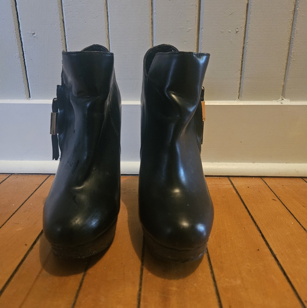 Aldo Leather Booties